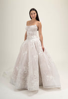 LOOK 18 Straight neckline bridal gown  (Model WG2024-18)