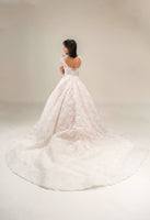 LOOK 16 Luxurious corded French lace bridal gown (Model WG2024-16)