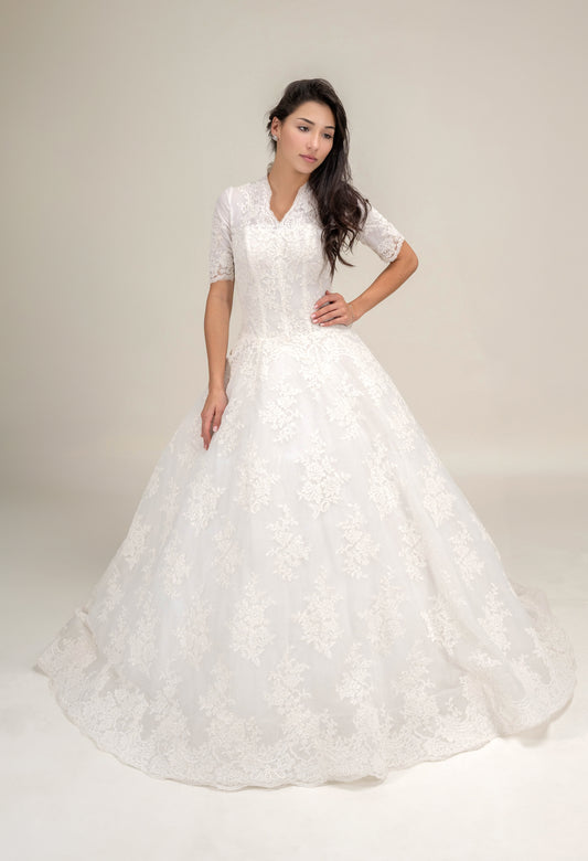 LOOK 5 Corded elegant bridal gown (Model WG2024-05)