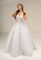 LOOK 3 Sweetheart neckline bridal gown (Model WG2024-03)