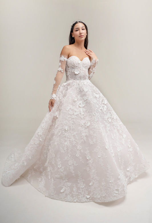 LOOK 21 Embroidery sweetheart bridal gown (Model WG2024-21)