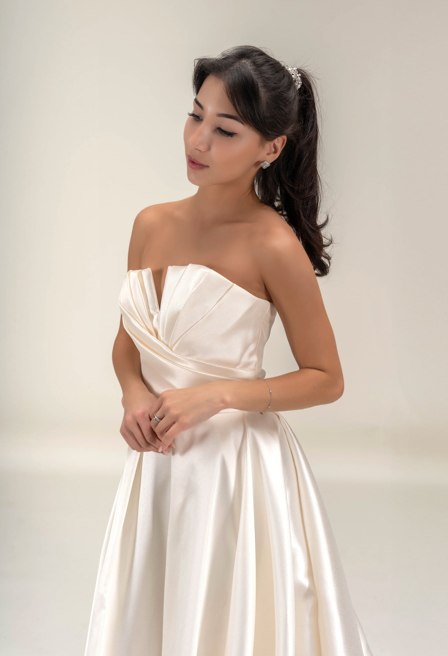 LOOK 12 Luxurious ivory Mikado fabric wedding gown (Model WG2024-12)