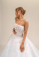 LOOK 9 Straight neckline bridal gown (Model WG2024-09)