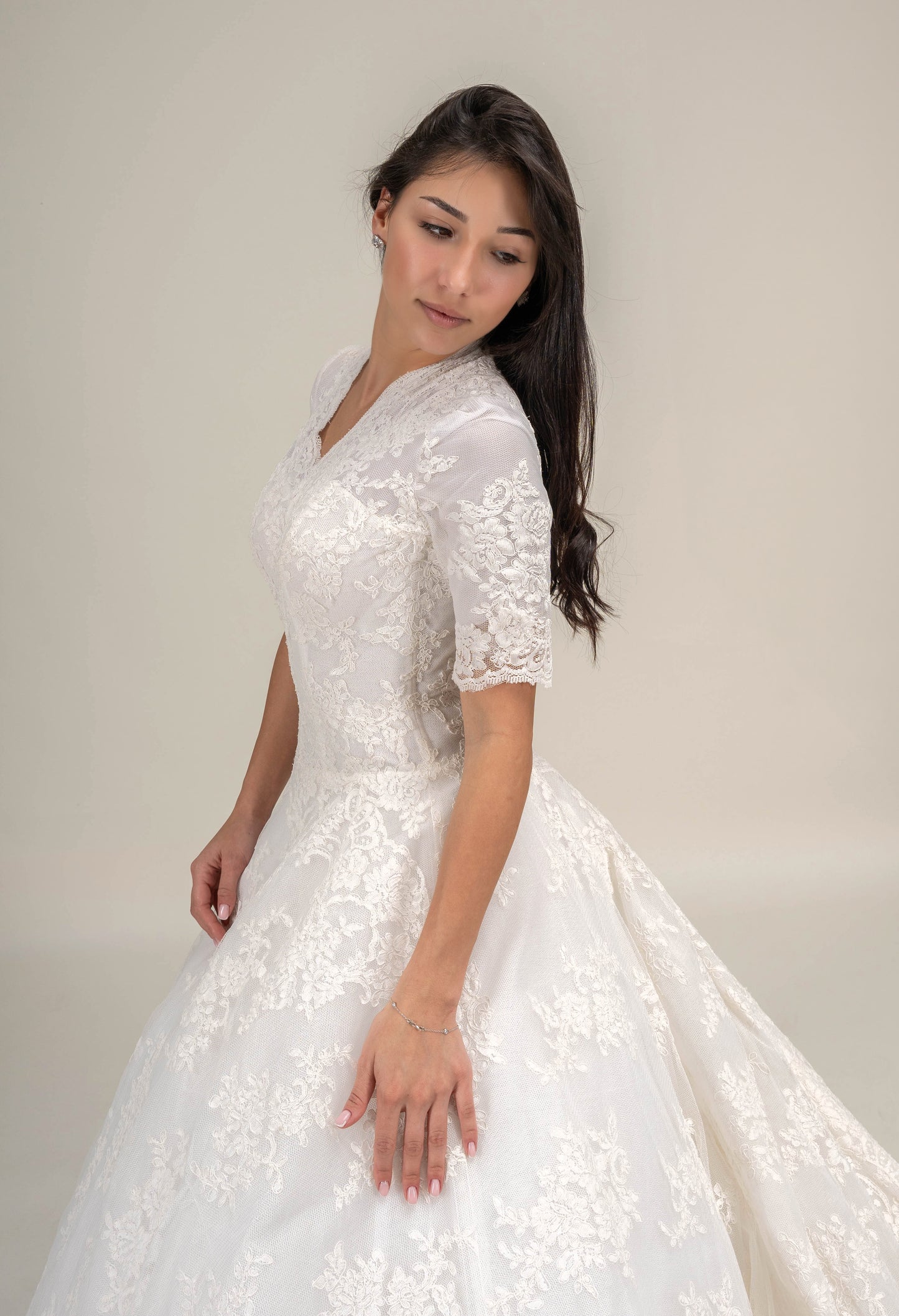 LOOK 5 Corded elegant bridal gown (Model WG2024-05)