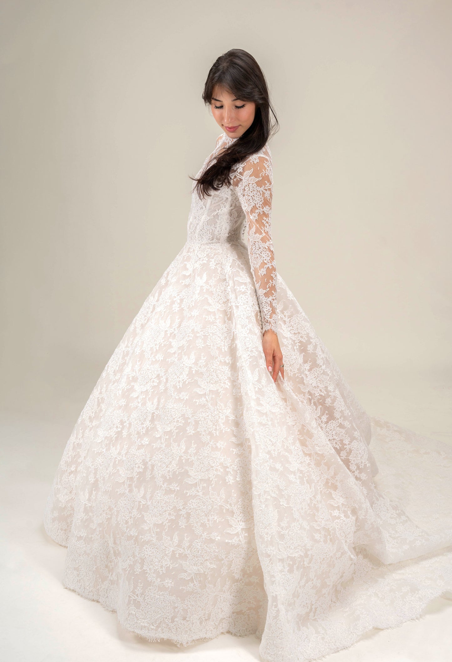 LOOK 16 Luxurious corded French lace bridal gown (Model WG2024-16)
