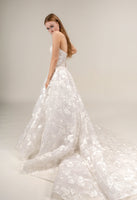 LOOK 20 Embroidery sweetheart bridal gown (Model WG2024-20)