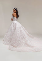 LOOK 21 Embroidery sweetheart bridal gown (Model WG2024-21)