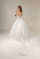 LOOK 3 Sweetheart neckline bridal gown (Model WG2024-03)